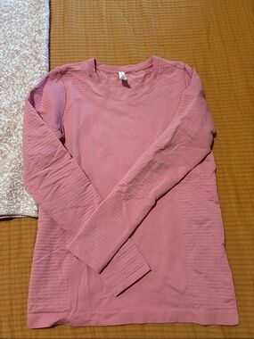 Athleta Long Sleeve Flurry Top